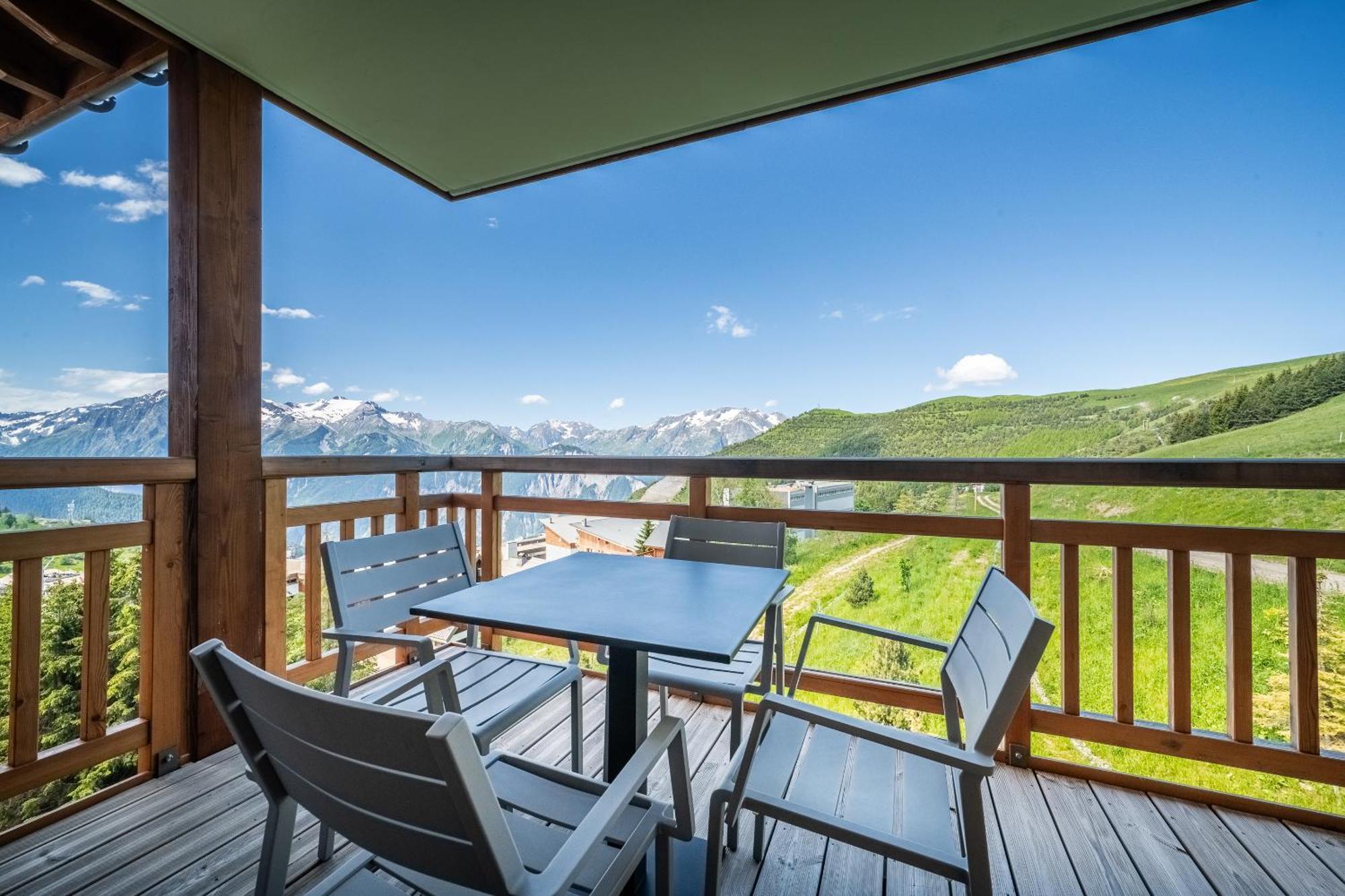 Residence Hameau De Clotaire Alpe D'Huez - By Emerald Stay Exteriör bild